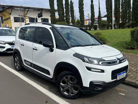 CITROËN AIRCROSS 1.5 LIVE 8V FLEX 4P MANUAL CITROËN AIRCROSS 1.5 LIVE 8V FLEX 4P MANUAL